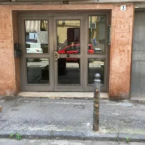 Sentiti A Casa-guest House Bed & Breakfast Napoli