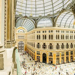 Maison San Carlo Luxury Affittacamere Napoli